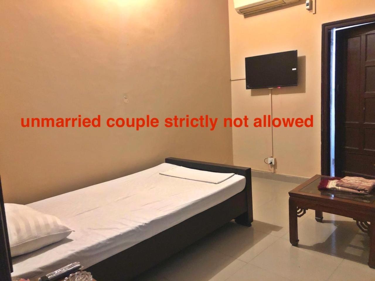Hotel Babar House Faisalabad Exterior foto