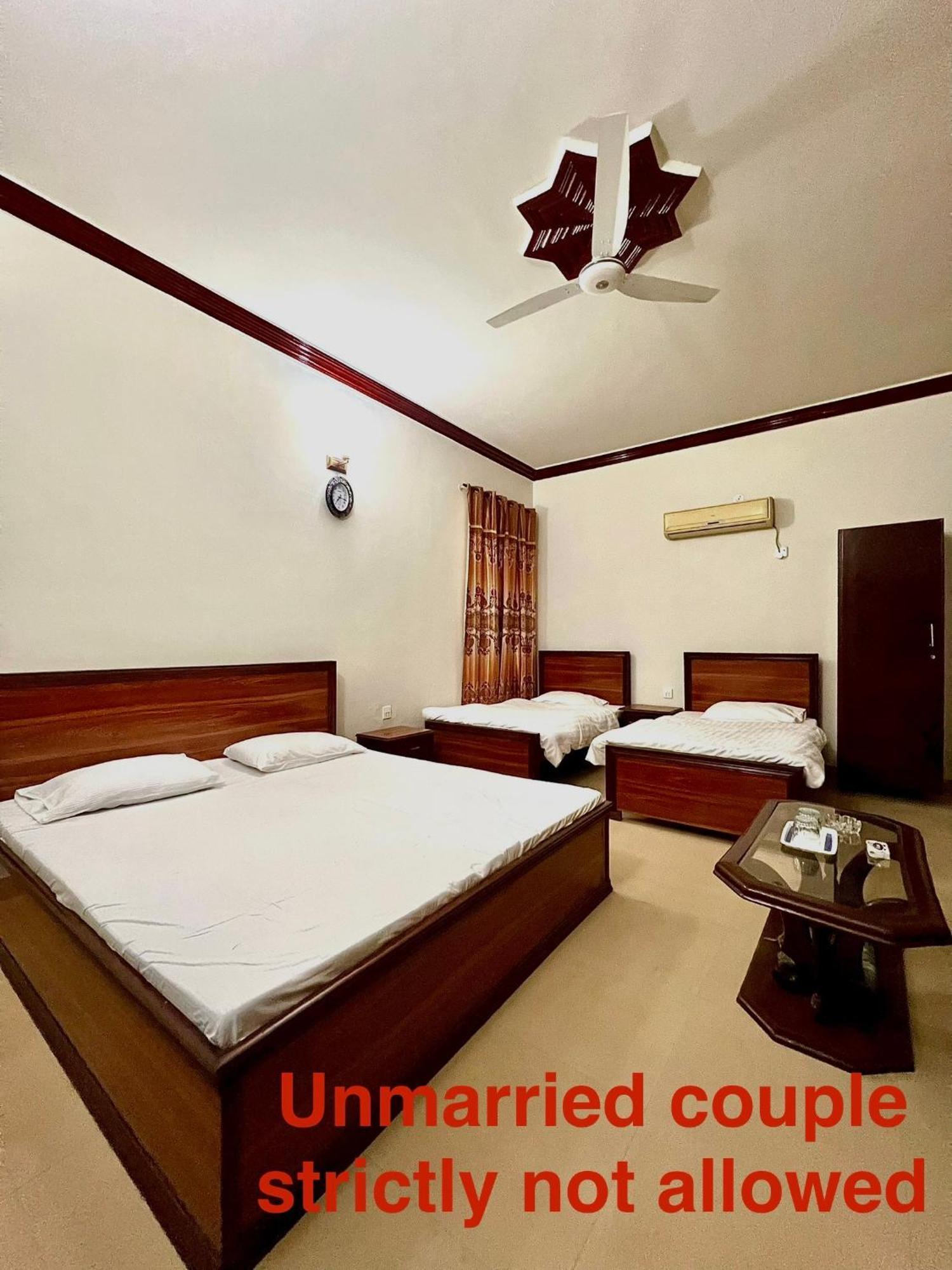 Hotel Babar House Faisalabad Exterior foto